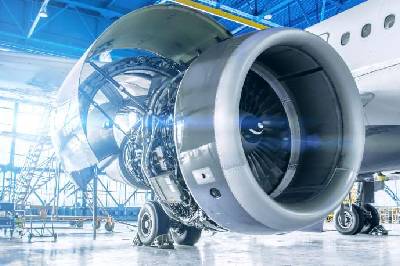 Airplane engine